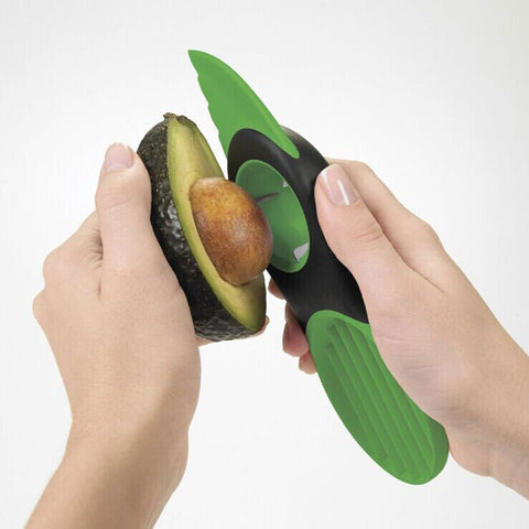 3-IN-1 AVOCADO SLICER